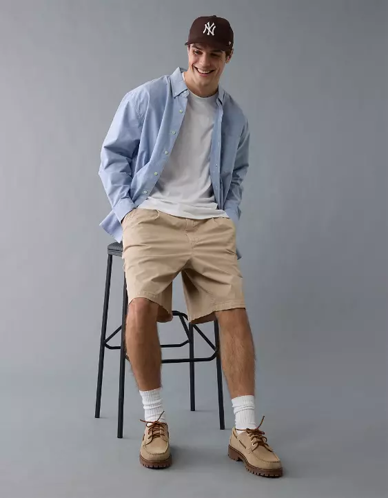 AE Everyday Classic Fit Oxford Button-Up Shirt - Image 2