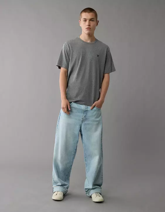 AE Lightweight Icon T-Shirt - Image 5