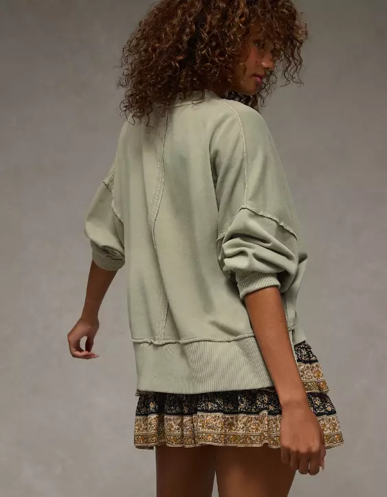 AE Big Hug Graphic Sweatshirt - Image 2