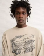 AE Boxy Long Sleeve Graphic T-Shirt