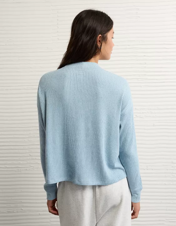 AE Long-Sleeve Waffle Plush Crew Neck Tee - Image 2