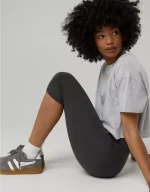 OFFLINE By Aerie Real Me XTRA High Waisted Capri