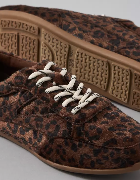 AE Low Retro Sneaker - Image 3