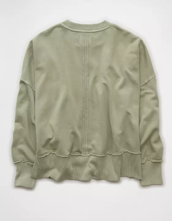 AE Big Hug Graphic Sweatshirt - Image 4