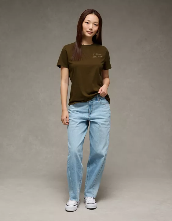 AE Classic Sporty Graphic T-Shirt - Image 5