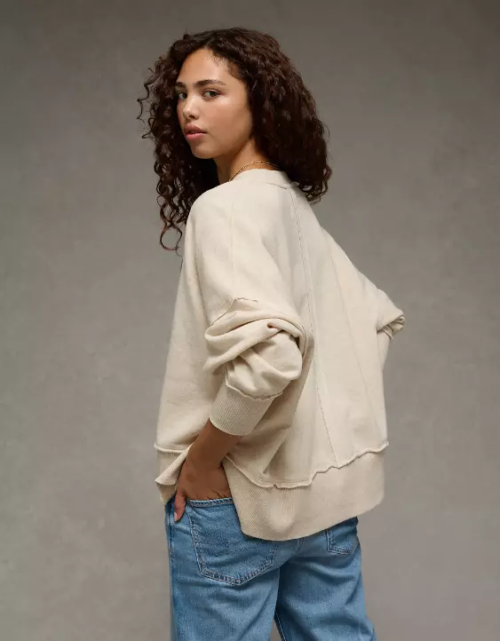 AE Big Hug Graphic Sweatshirt - Image 2