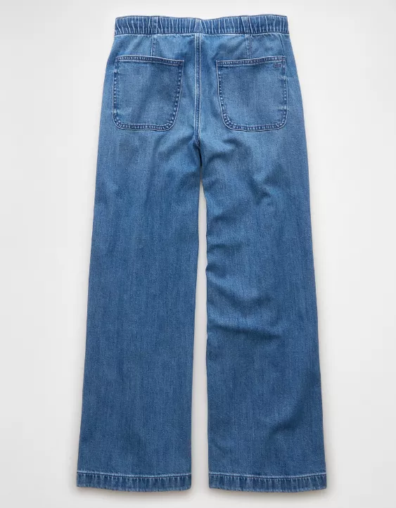 AE Stretch Low-Rise Ultra Wide-Leg Pull-On Jean - Image 4