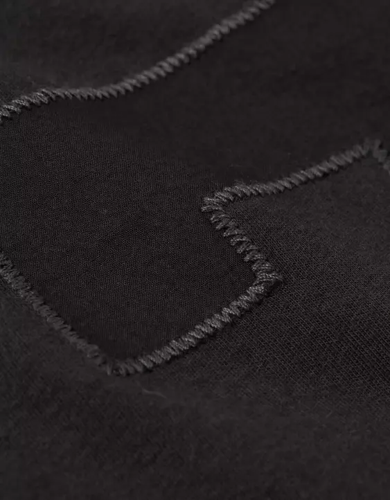 AE Everyday Graphic T-Shirt - Image 6