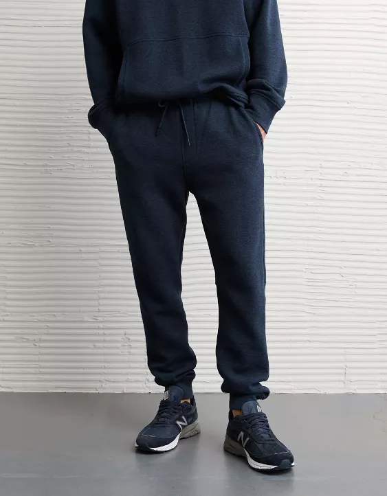 AE 24/7 Jogger - Image 5