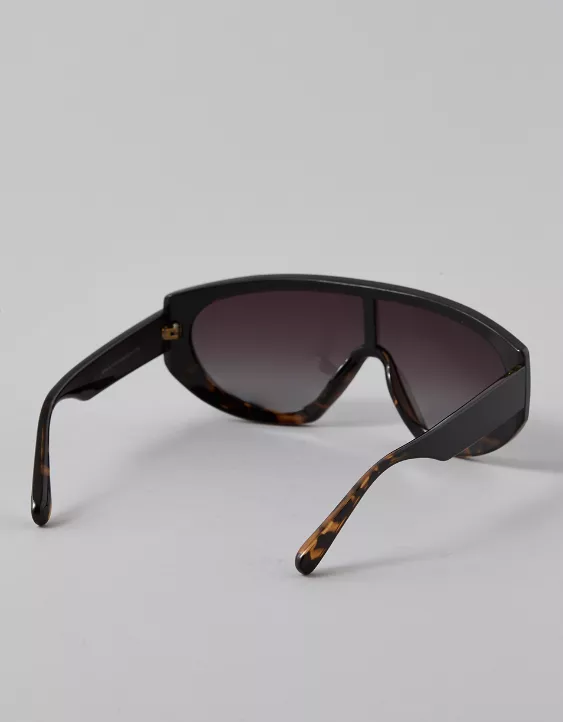 AE Tortoiseshell Aprés Ski Sunglasses - Image 3