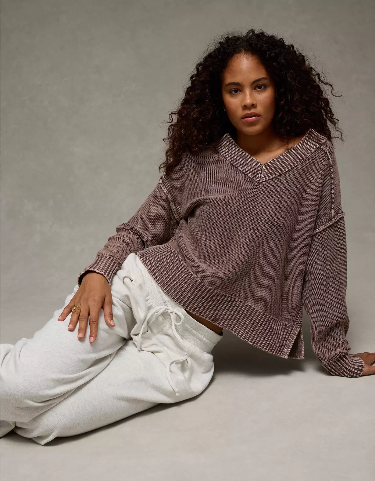 AE Long Weekend V-Neck Sweater