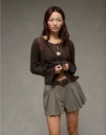 AE Super High-Waisted Pleated Trouser Short