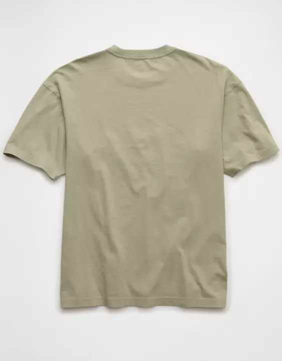 AE Boxy Graphic T-Shirt - Image 4