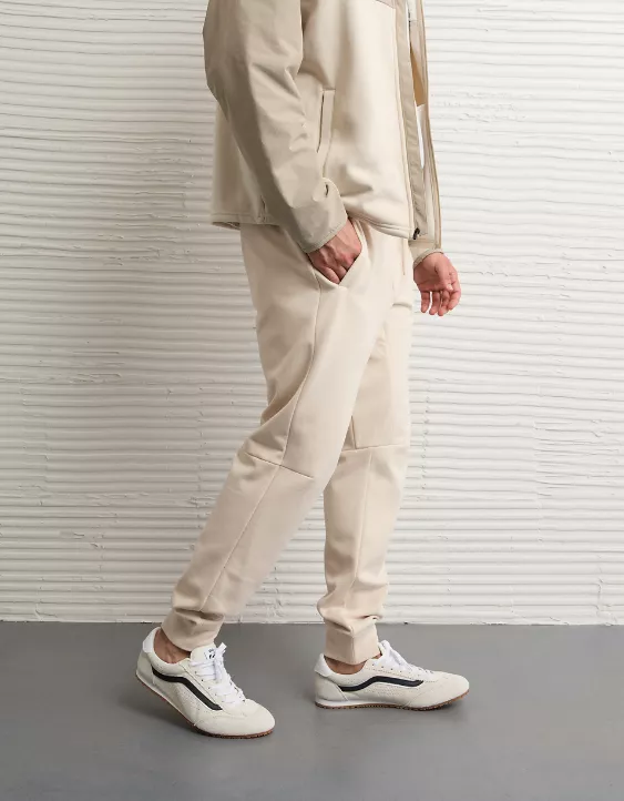 AE 24/7 Cozy Jogger - Image 5