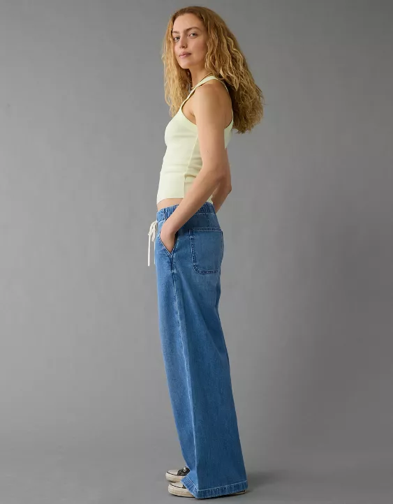 AE Stretch Low-Rise Ultra Wide-Leg Pull-On Jean - Image 5