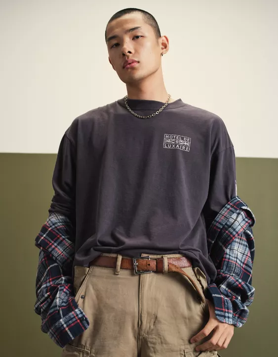 AE Boxy Long Sleeve Graphic T-Shirt - Image 9